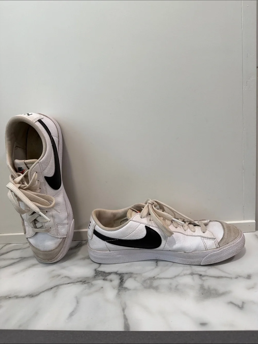 Nike Blazer Low '77 sneakers white and black Kid’s Size 7 - Picture 4 of 8